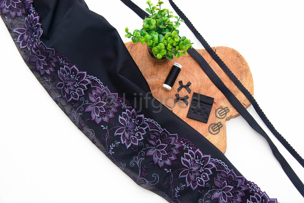 lingeriepakket zwart met blauw