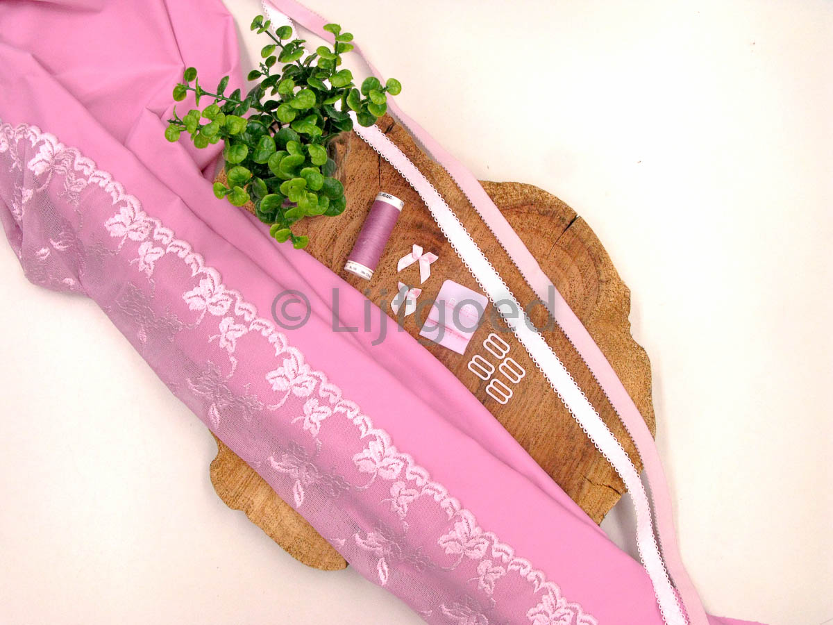 Lingeriepakket roze met paarse ondertoon, 15 mm schouderband